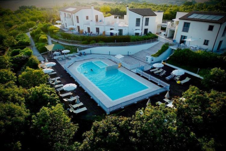 Holiday Resort Contea Dei Ciliegi Pedaso Exterior foto